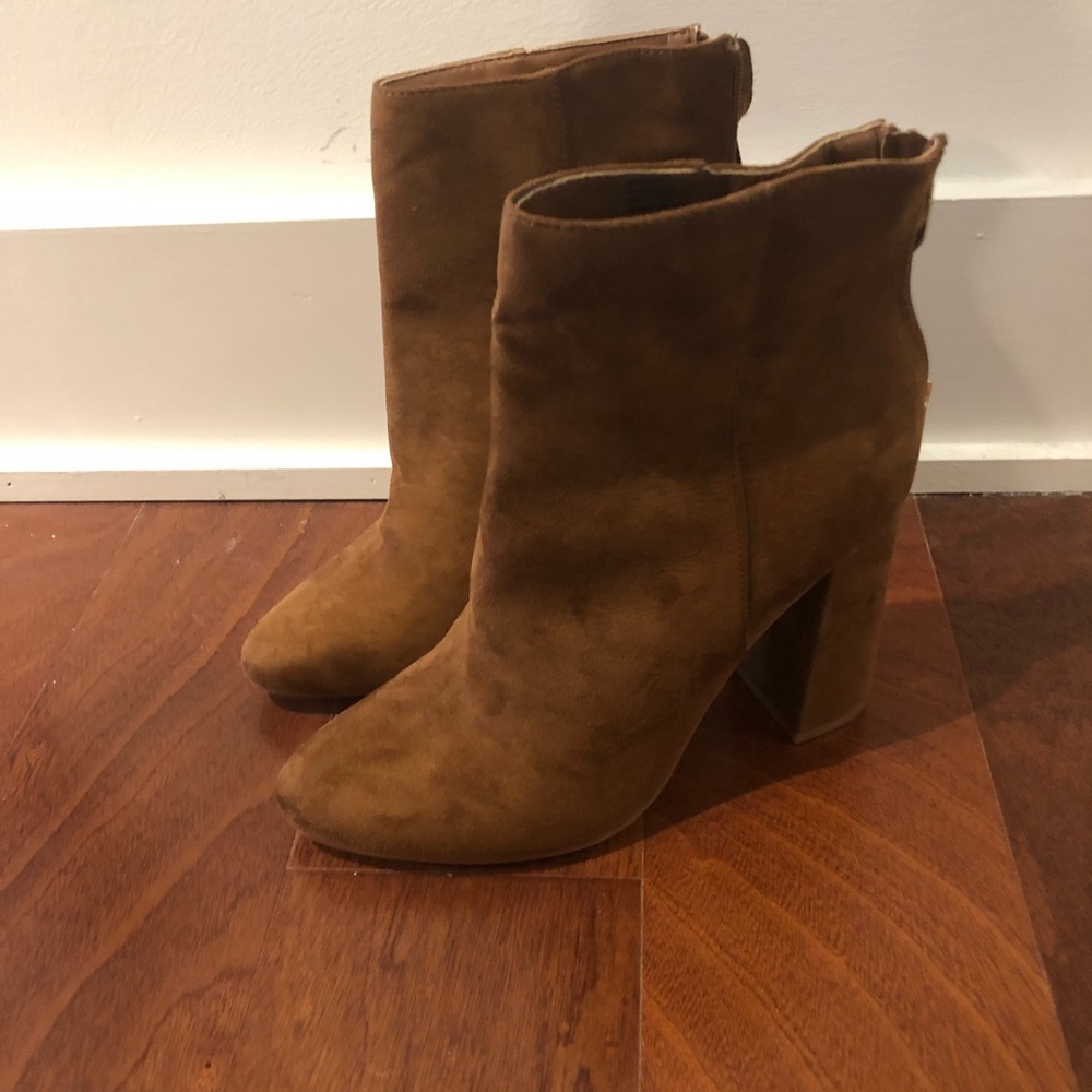 NWOT Just Fab Ankle Boots